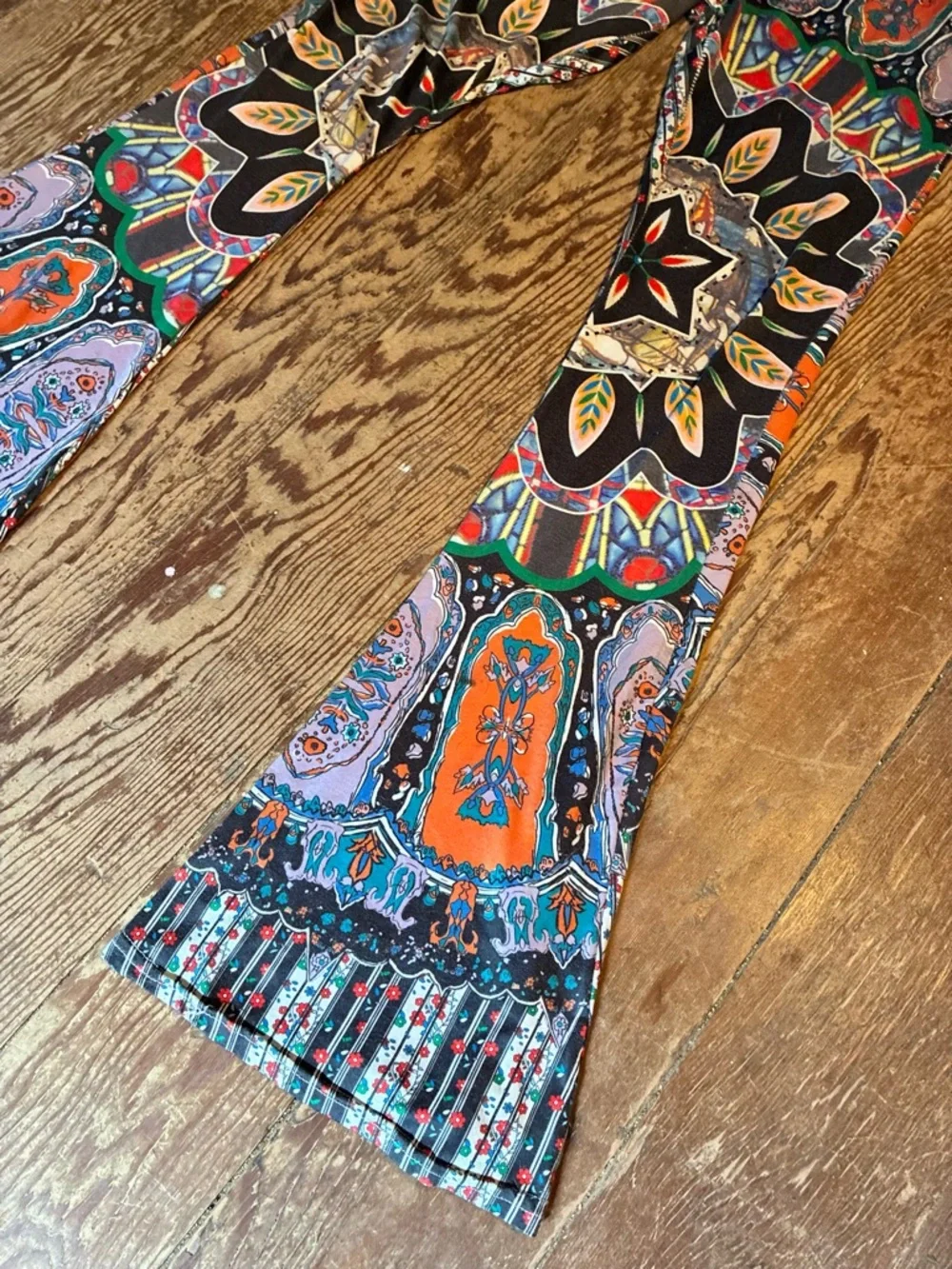 Girls Multicolor Boho Flare Leggings - Picture 3 of 4